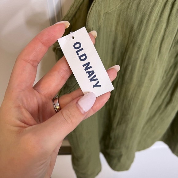 NWT Old Navy Tie-Back Cutout Swing Blouse - Picture 5 of 6